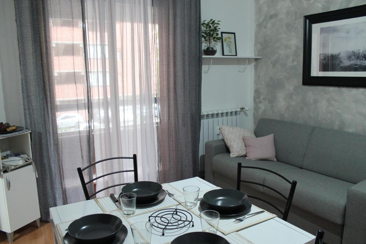 Charming Apartment Tilli With Parking 페루자 외부 사진