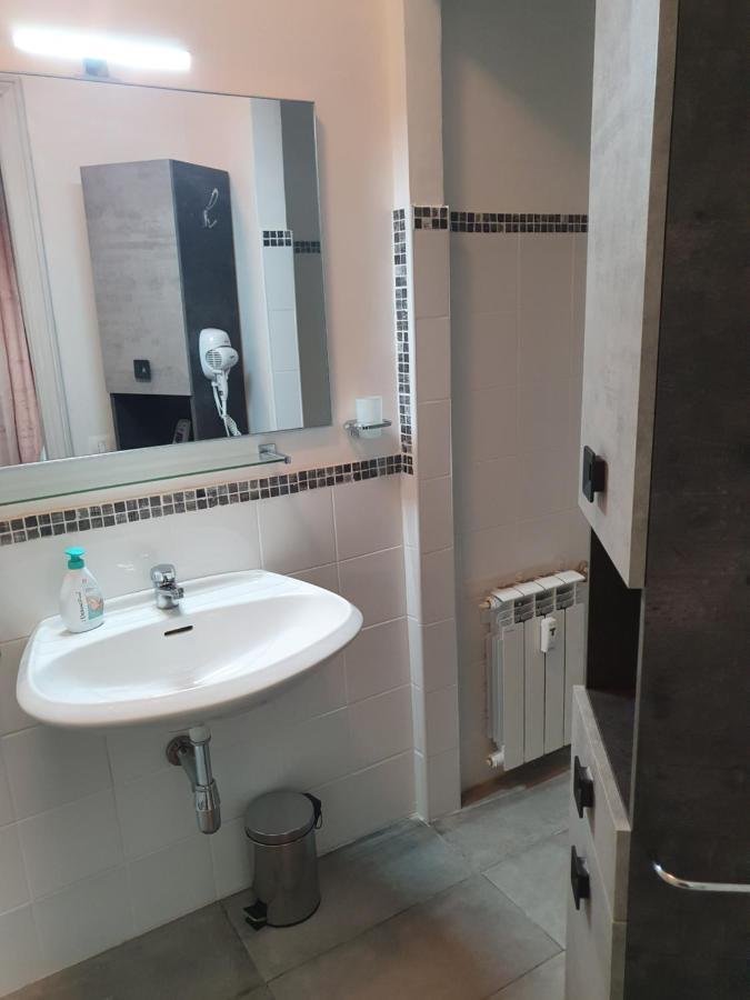 Charming Apartment Tilli With Parking 페루자 외부 사진
