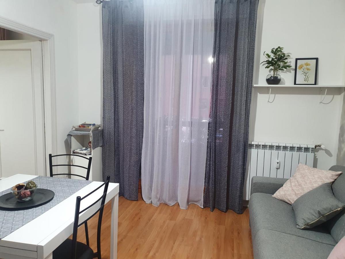 Charming Apartment Tilli With Parking 페루자 외부 사진